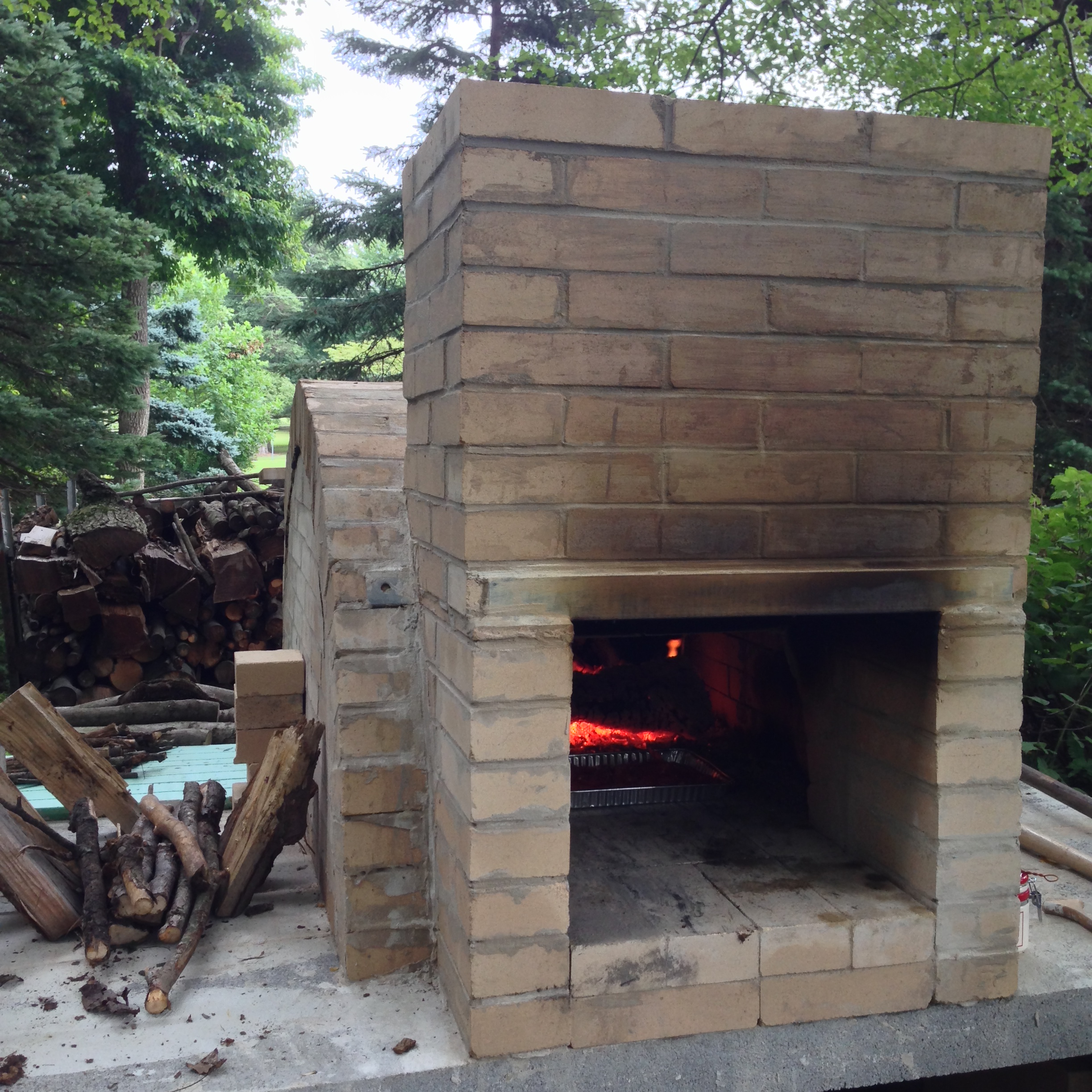 Homemade Wood-Fired #BrickOven: been busy working on a brand new #WoodFiredBrickOven to take all the baked goods to another level. 